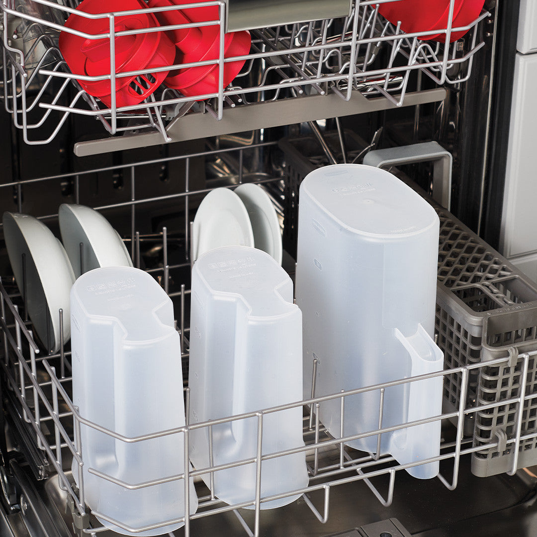 Compact Pitcher, Plastic Pitcher with Lid - US 62381