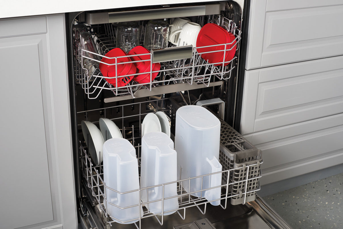 Compact Pitcher with Premium Lid, Plastic Pitcher with Multifunction Lid, 2 Quart - US 86303