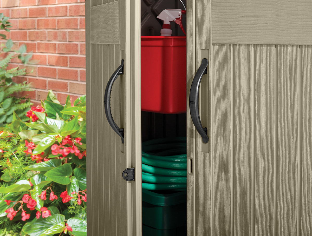 Vertical Storage Shed - US 03975