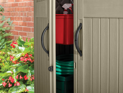 Vertical Storage Shed - US 03975