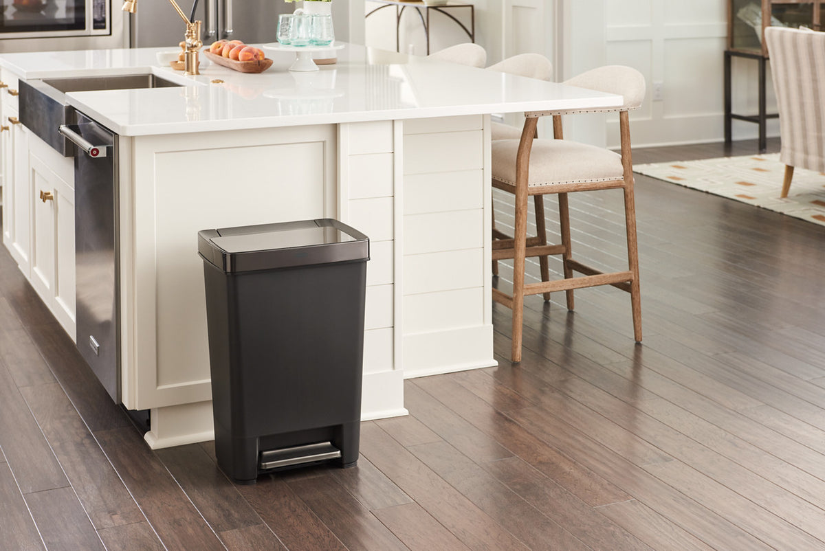 Premier® Series IV Step-On Trash Can - US 48177