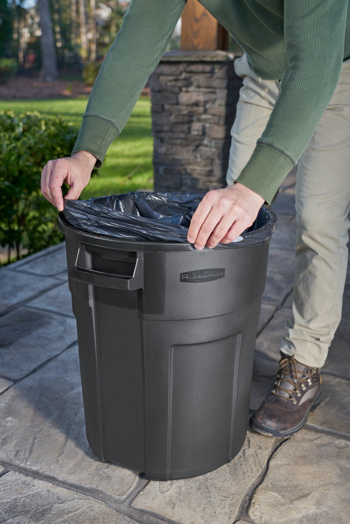 Roughneck™ Non-Wheeled Trash Can - US 36614