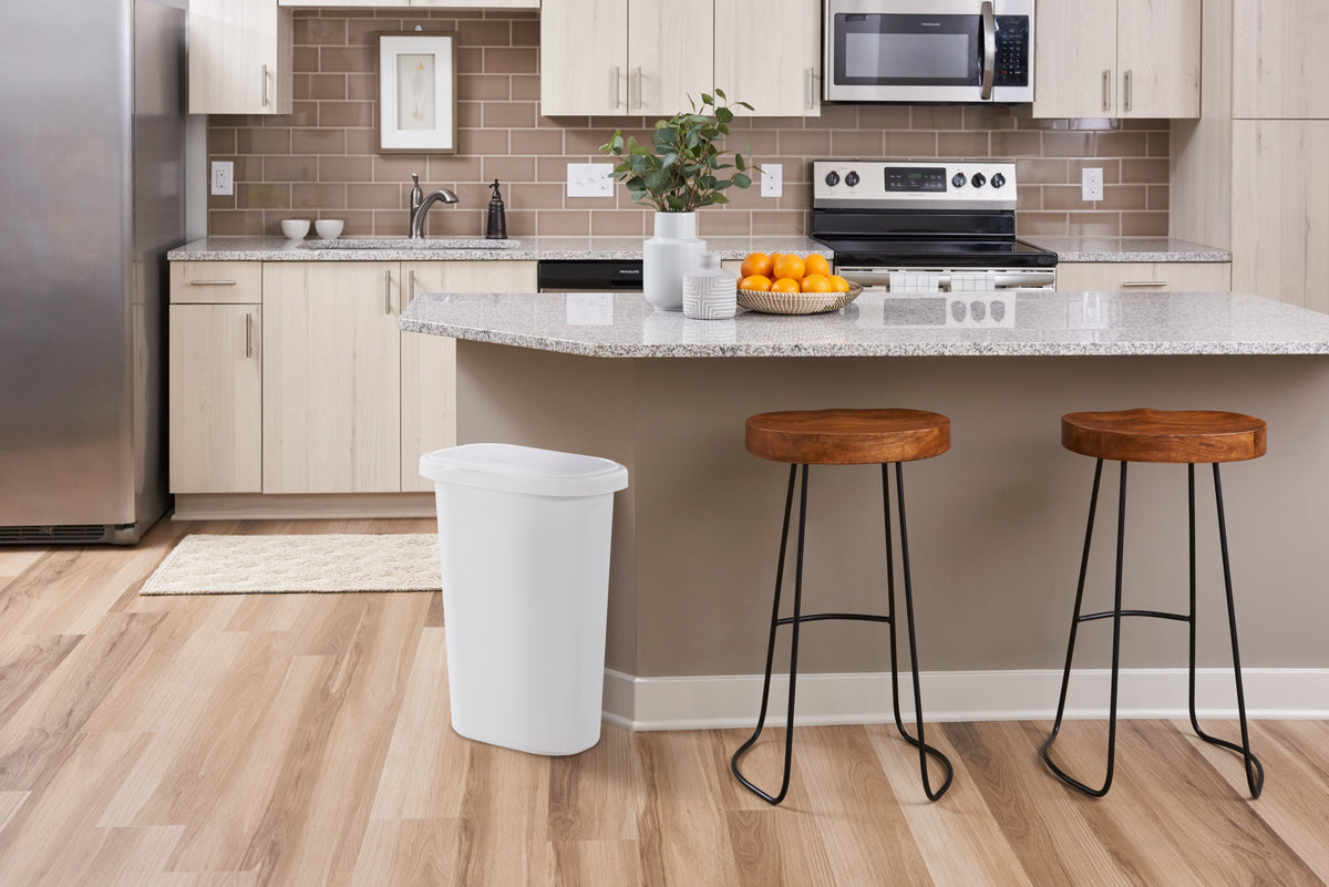 Spring Top Trash Can - US 05883