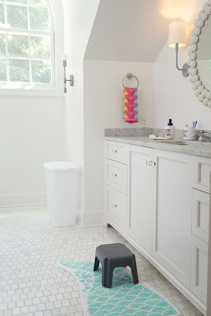 Ultra Non-Slip Plastic Step Stool - US 26454